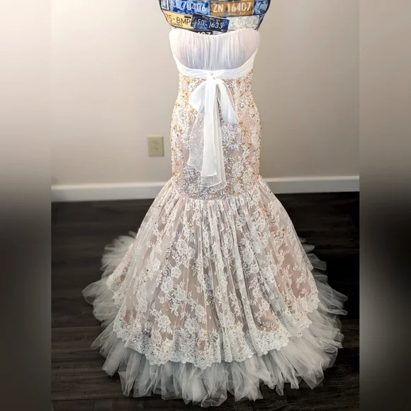 $1200 Sherri Hill 21010 Ivory Nude Gala Pageant Wedding Gown Dress